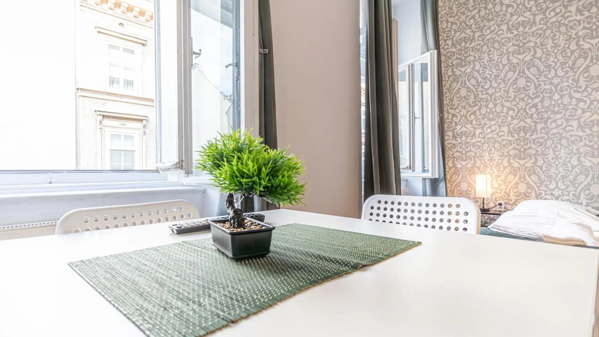 Friendly 2Br Apt- Near Rennweg & Belvedere Palace Apartment Vienna 0*,